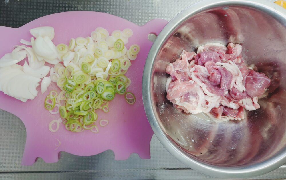【簡単おつまみレシピ】ねぎ好き必見！ねぎ豚のさっぱり炒め