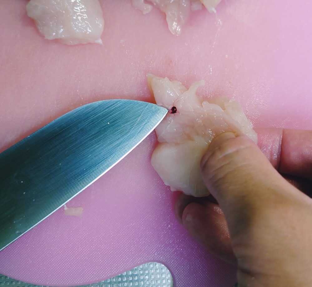 ご飯のおかずにも晩酌のお供にもなる【鶏むね肉レシピ集】　下ごしらえ